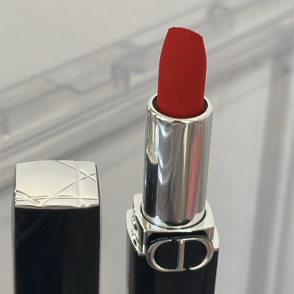 Brand New Dior Rouge Lipstick - Vibrant Red - Picture 2 of 3